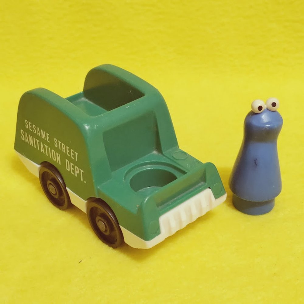 Vintage Fisher Price Sesame Street #938 Sanitation Truck with Cookie Monster